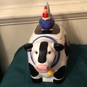 COPY - Cow Cookie Jar chicken on Top